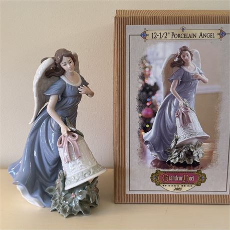 Grandeur Noel 2003 12.5"T Porcelain Collectors Angel
