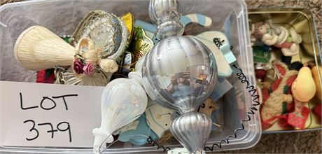 Mixed Christmas Decor