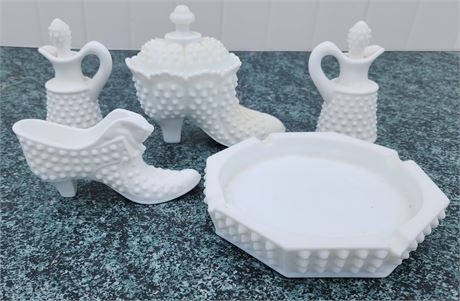 Fenton Milkglass Lot: Shoes, Bottles, Ashtray