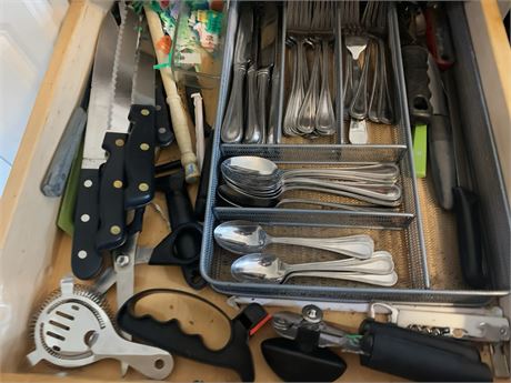Kitchen Drawer Cleanout - Wallace Silversmiths Stainless Steel Flatware & More