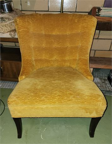 Tufted Accent Chair