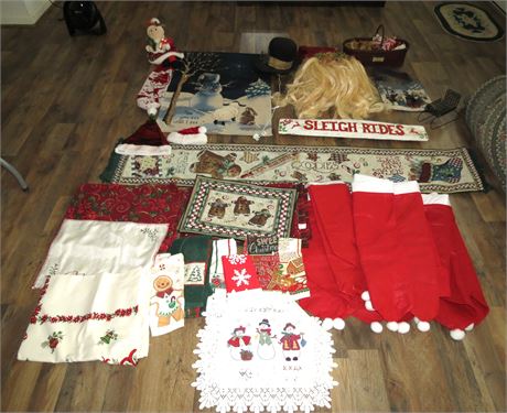 Christmas Decor: Placemats, Towels, Decorations