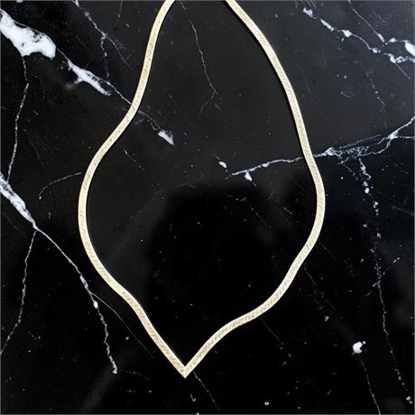 Vintage Italian .925 Sterling Silver Flat Herringbone Chain Necklace (18" L)