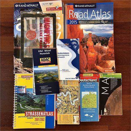 Collection of Road Maps and Atlases; USA and Germany