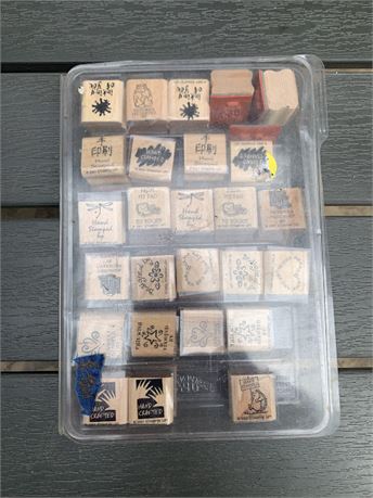 2001 Stampin Up Rubber Stamping Kit In Plastic Storage Container