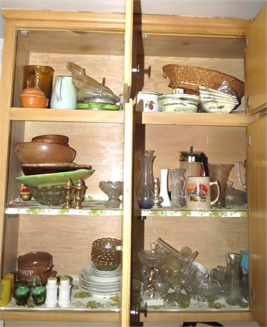 Left side 4 Cabinet Kitchen Cleanout