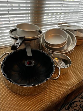 Aluminum and Metal Bakeware