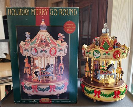 Maisto Holiday Merry-Go-Round