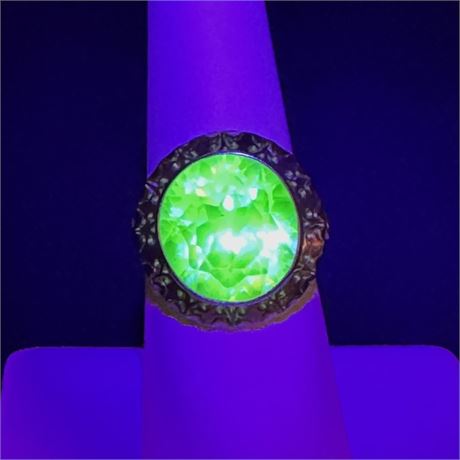 Antique 10k Gold URANIUM GLASS Large Faceted Cocktail Ring - Size 7