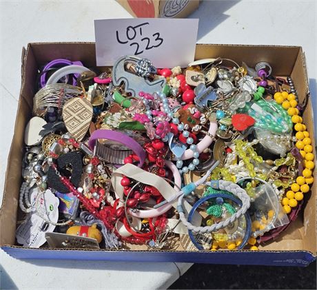 Flat Full Of Mixed Costume Jewelry Maker, Style & Color Vary- Necklaces