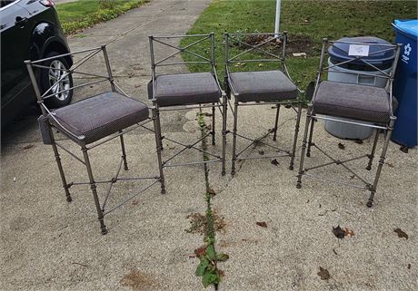 Brush Metal Low Back Polk-A-Dot Cushion Metal Bar Height Chairs Set Of 4