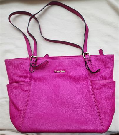 Calvin Klein Classic Shoulder Bag