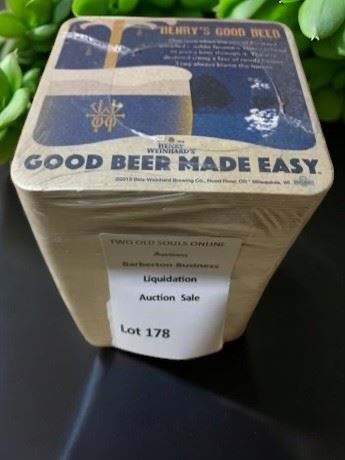 Henry Weinhard's Good Beer Drink Coaster Set