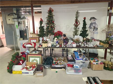 Huge Lot of Christmas : Dept.56/Trees/Ornaments/Snowmen/Lights/Wrapping & More