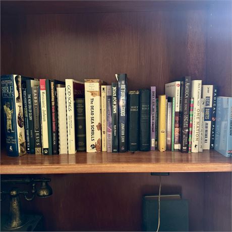 Bookshelf Buyout - Messianic Books and Related