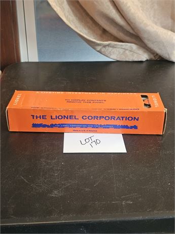 Lionel Illuminated Vista Dome Car #2412