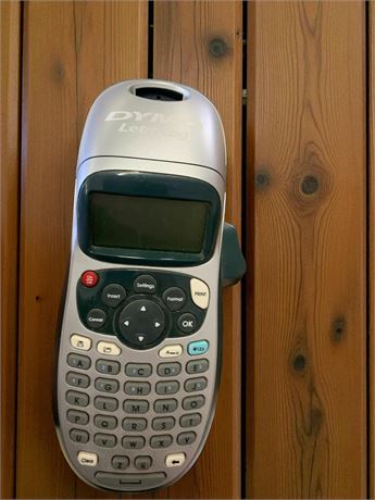 DYMO LetraTag 100H Handheld Label Maker
