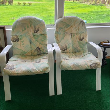 2 Indoor/Outdoor Chairs with Cushions