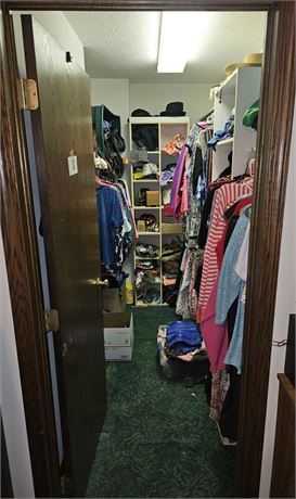 Large Ladies Closet Cleanout- Purses, All Season Wear, Shirts, Dresses, Pants &