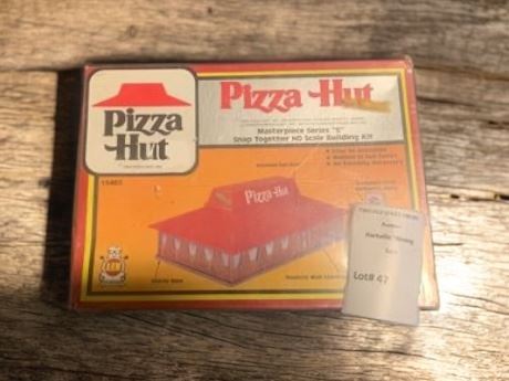 Vintage AHM HO Scale Train Model Pizza Hut (New Old Stock/Unopened)