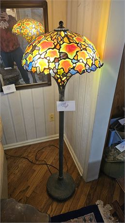 Stain Glass Leaf Motif Repro Floor Lamp