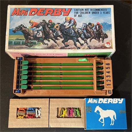 Vintage Shinsei Mini Derby Horse Race Game Battery Op