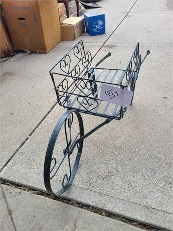 Metal Outdoor Decorative Yard Cart