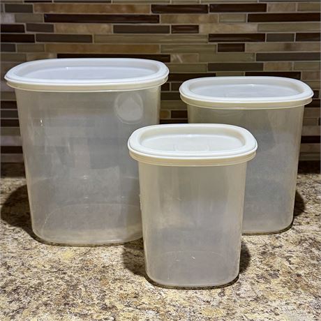 Rubbermaid Food Storage Containers/Canisters - 6, 12, 21 Cup