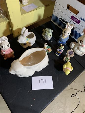 Easter Holiday Decor Lot