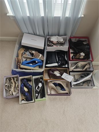 Ladies Mixed Shoes- Casual to Dress Maker, Color & Style Vary Size 7 Med