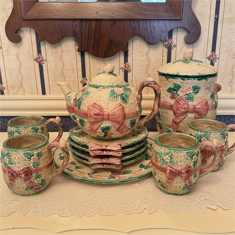 1989 Haldon Group Majolica Pink Bow Decorative Luncheon/Snack Set w/ Cookie Jar