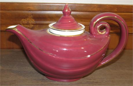 Hall 6 Cup Teapot