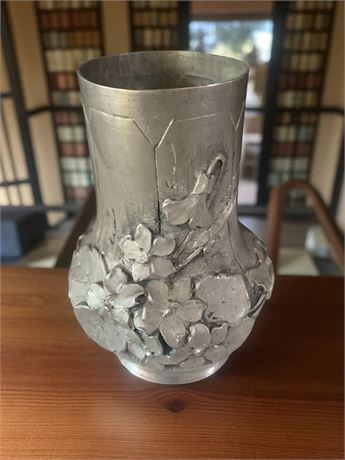Art Nouveau Pewter Vase Signed by Louis Houzeaux Métal d'art du Chevalier