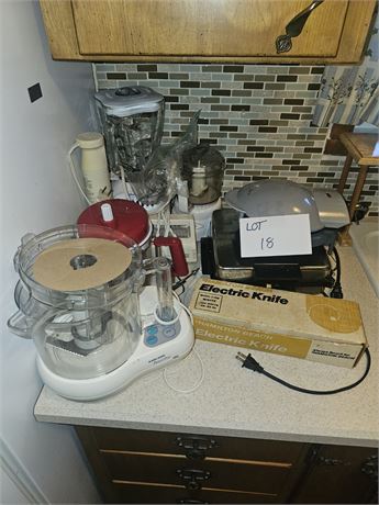 Mixed Small Appliances Lot- Black & Decker Chopper, Waffle Maker, Mixer & More
