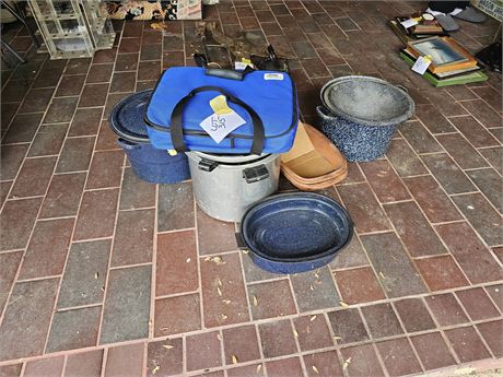 Mixed Enamel Canning Pots / Roaster & Pyrex Portable Carry