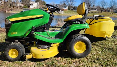 John Deere X350 Lawn Tractor