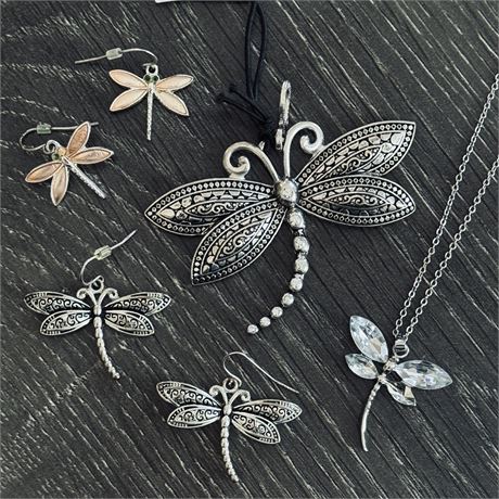 Pretty Dragonfly Necklace, Large Pendant and Earrings