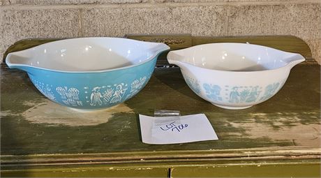 Pyrex Turquoise Amish Butter Print Mixing Bowls