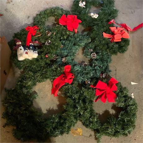 Christmas Wreaths Lot Red Bows Snowmen Poinsettia Flowers