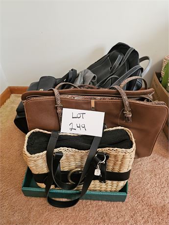 Ladies Mixed Handbags & Purses- Maker, Style & Color Vary