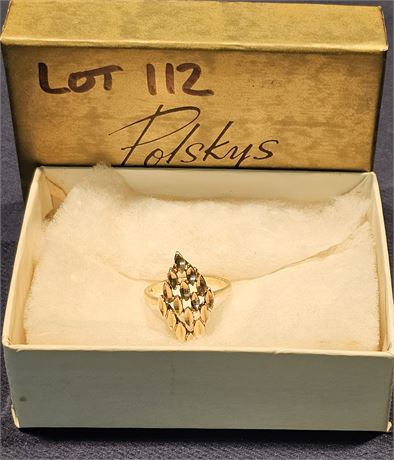 14k Ladies Ring Sz 7 2.5dwt