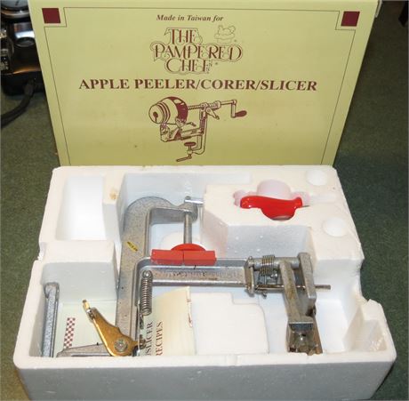 Pampered Chef Apple Peeler/Corer/Slicer