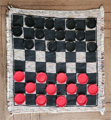 Cloth checker board