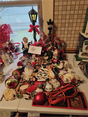 Mixed Christmas Lot:Ornaments / Ceramics / Figurines & More