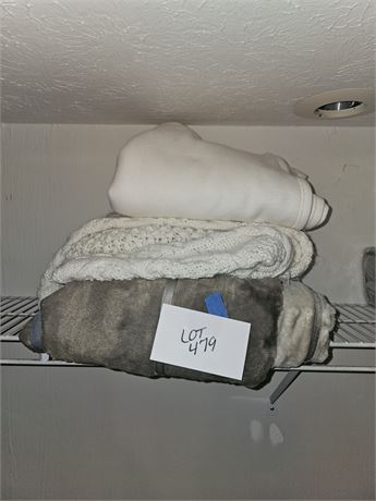 Mixed Size Blankets - Styles / Maker & Color Vary