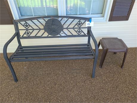 Outdoor Starback Metal Bench & Plastic Table