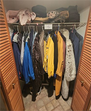 Closet Cleanout:Mixed Mens & Ladies Jackets & Coats - Abercrombie/Calvin Klein