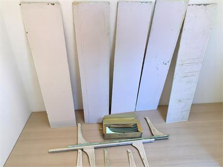 Vintage 5 Tier White Wood Wall Shelf W/Metal Brackets
