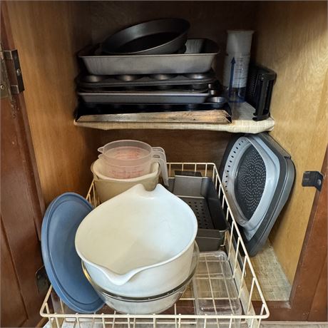 Kitchen Cabinet Cleanout - Bakeware, Measuring Cups, Collapsible Colander