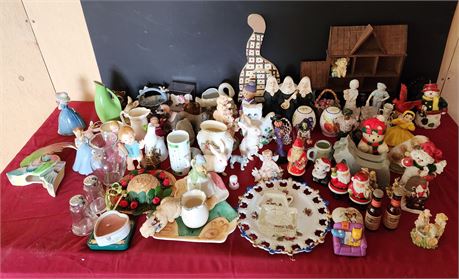 Assorted figurines, knick knacks